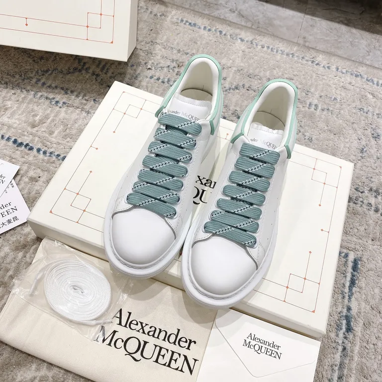 Alexander McQueen Shoe 